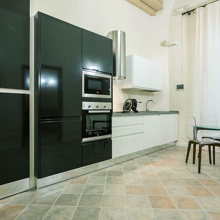Duomo 2 Bedroom Apartment ฟลอเรนซ์ ภายนอก รูปภาพ