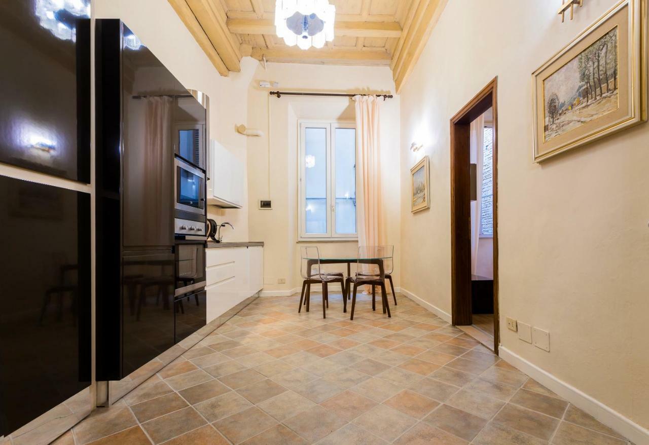 Duomo 2 Bedroom Apartment ฟลอเรนซ์ ภายนอก รูปภาพ
