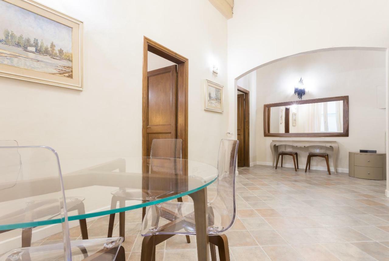 Duomo 2 Bedroom Apartment ฟลอเรนซ์ ภายนอก รูปภาพ