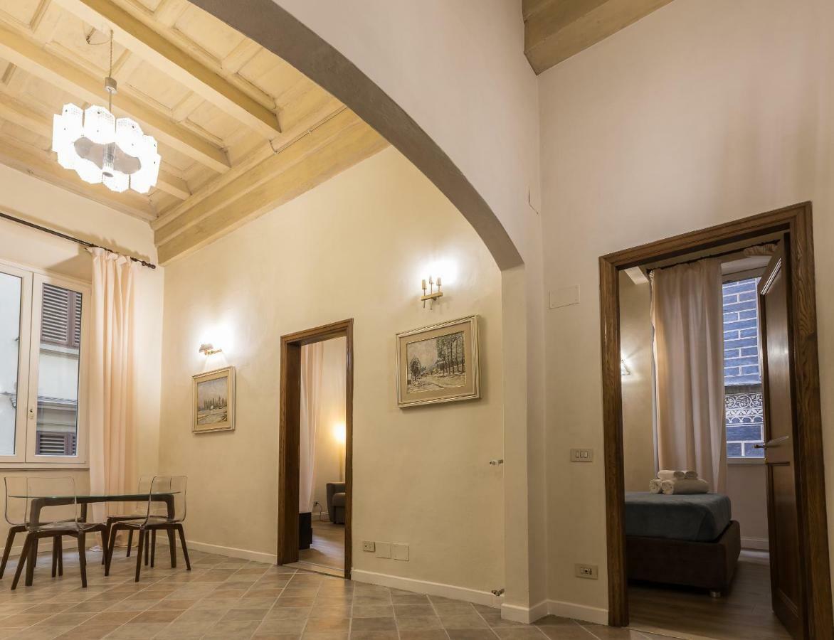 Duomo 2 Bedroom Apartment ฟลอเรนซ์ ภายนอก รูปภาพ